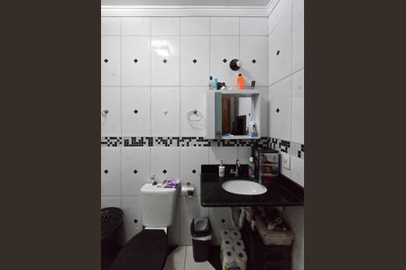 Casa à venda com 141m², 3 quartos e 2 vagasBanheiro - Suíte