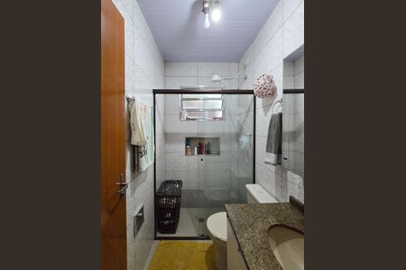 Casa à venda com 141m², 3 quartos e 2 vagasBanheiro Social