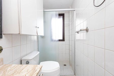 Apartamento à venda com 64m², 2 quartos e 1 vaga Apartamento à venda com 64m², 2 quartos e 1 vagaBanheiro