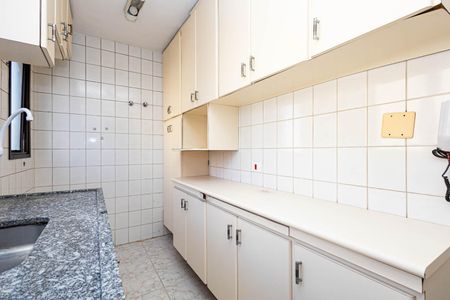 Apartamento à venda com 64m², 2 quartos e 1 vaga Apartamento à venda com 64m², 2 quartos e 1 vagaCozinha