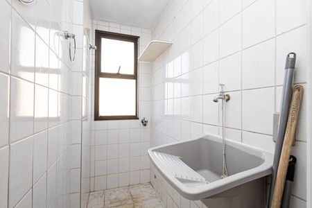 Apartamento à venda com 64m², 2 quartos e 1 vaga Apartamento à venda com 64m², 2 quartos e 1 vagaÁrea de Serviço