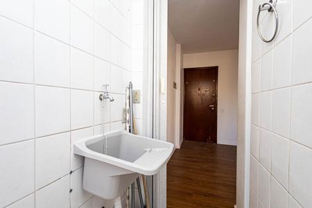 Apartamento à venda com 64m², 2 quartos e 1 vaga Apartamento à venda com 64m², 2 quartos e 1 vagaÁrea de Serviço