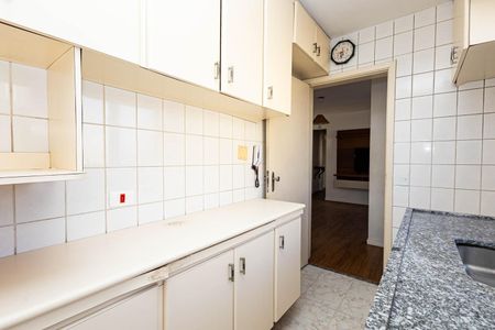Apartamento à venda com 64m², 2 quartos e 1 vaga Apartamento à venda com 64m², 2 quartos e 1 vagaCozinha