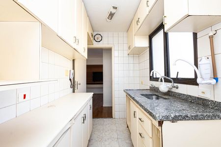 Apartamento à venda com 64m², 2 quartos e 1 vaga Apartamento à venda com 64m², 2 quartos e 1 vagaCozinha
