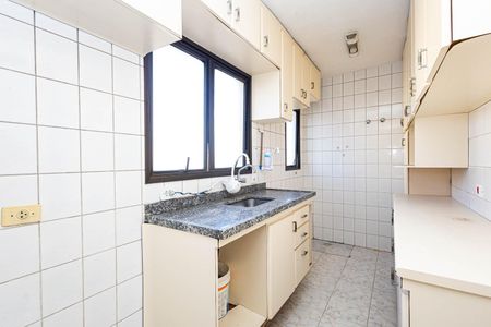 Apartamento à venda com 64m², 2 quartos e 1 vaga Apartamento à venda com 64m², 2 quartos e 1 vagaCozinha