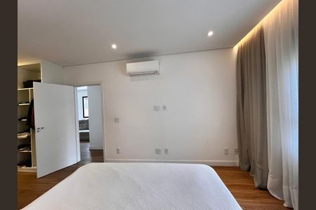Casa de condomínio para alugar com 200m², 3 quartos e 4 vagasSuíte 3