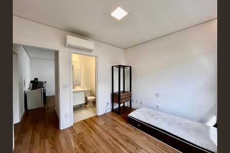 Casa de condomínio para alugar com 200m², 3 quartos e 4 vagasSuíte 2