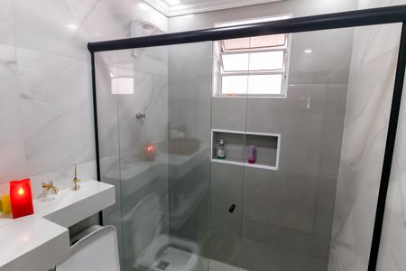 Casa para alugar com 96m², 4 quartos e 1 vaga Casa para alugar com 96m², 4 quartos e 1 vagaBanheiro da Suíte