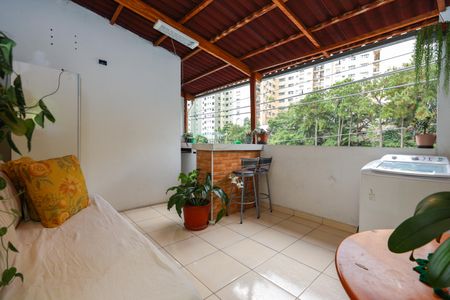 Casa para alugar com 96m², 3 quartos e 1 vaga Casa para alugar com 96m², 3 quartos e 1 vagaVaranda da Sala