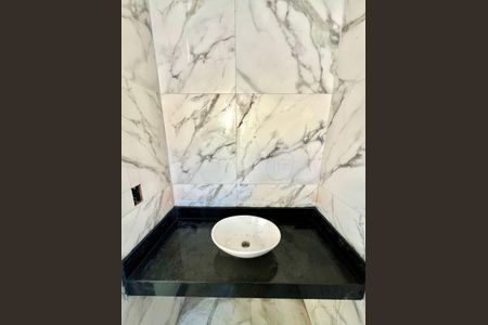 Apartamento à venda com 140m², 3 quartos e 2 vagas Apartamento à venda com 140m², 3 quartos e 2 vagasBanheiro da Suíte 3