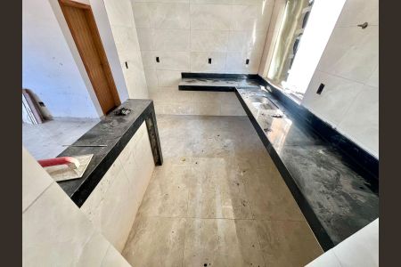Apartamento à venda com 140m², 3 quartos e 2 vagas Apartamento à venda com 140m², 3 quartos e 2 vagasCozinha