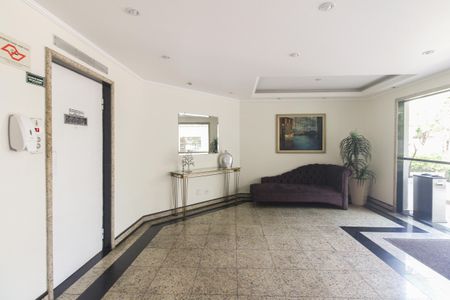 Apartamento à venda com 82m², 3 quartos e 1 vagaCondomínio - Hall 