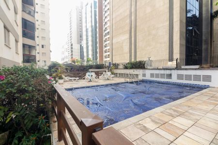 Apartamento à venda com 82m², 3 quartos e 1 vagaCondomínio - Piscina 