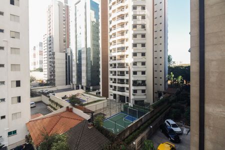 Apartamento à venda com 82m², 3 quartos e 1 vagaVaranda - Vista 