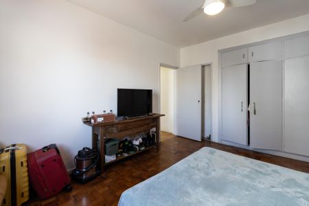 Apartamento à venda com 150m², 3 quartos e sem vaga Apartamento à venda com 150m², 3 quartos e sem vagaSuite