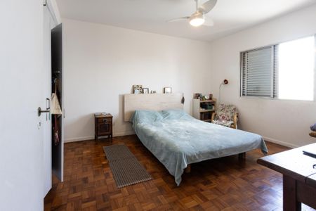 Apartamento à venda com 150m², 3 quartos e sem vaga Apartamento à venda com 150m², 3 quartos e sem vagaSuite