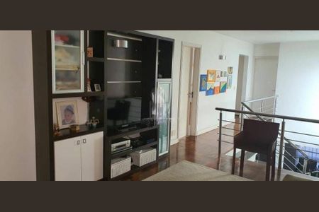 Casa à venda com 4 quartos, 350m² em Santo Amaro, São Paulo