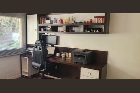 Casa à venda com 4 quartos, 350m² em Santo Amaro, São Paulo