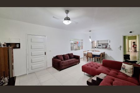 Sala de casa à venda com 3 quartos, 200m² em Vila Ipojuca, São Paulo
