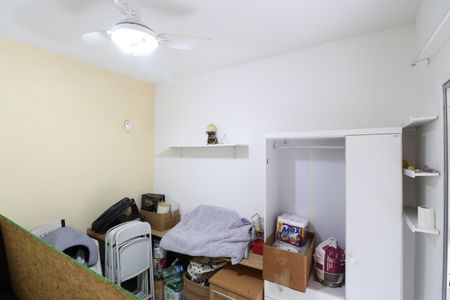 Casa à venda com 200m², 3 quartos e 2 vagasQuarto de Serviço