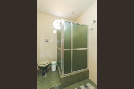 Casa à venda com 250m², 4 quartos e 1 vaga Casa à venda com 250m², 4 quartos e 1 vagaBanheiro Suíte