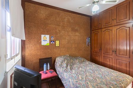 Casa à venda com 250m², 4 quartos e 1 vaga Casa à venda com 250m², 4 quartos e 1 vagaQuarto 3