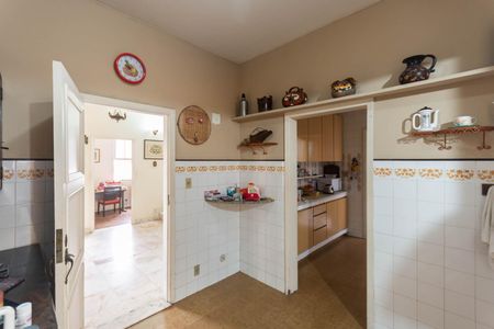 Casa à venda com 250m², 4 quartos e 1 vaga Casa à venda com 250m², 4 quartos e 1 vagaCopa