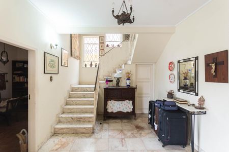 Sala de casa à venda com 4 quartos, 250m² em Tijuca, Rio de Janeiro