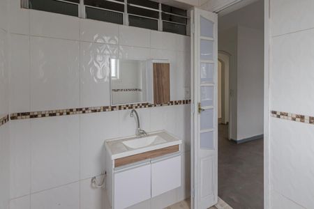 Casa à venda com 230m², 3 quartos e 2 vagas Casa à venda com 230m², 3 quartos e 2 vagasBanheiro da Suíte 1