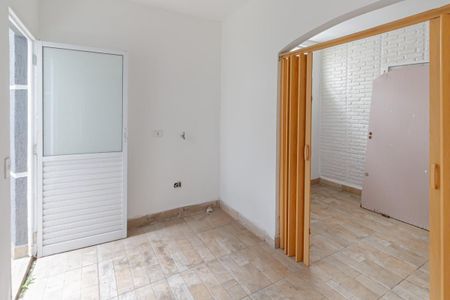 Casa à venda com 230m², 3 quartos e 2 vagas Casa à venda com 230m², 3 quartos e 2 vagasQuarto de Serviço