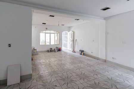 Sala de casa à venda com 3 quartos, 230m² em Vila Progredior, São Paulo