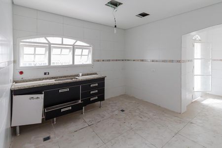Casa à venda com 230m², 3 quartos e 2 vagas Casa à venda com 230m², 3 quartos e 2 vagasCozinha