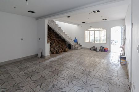 Sala de casa à venda com 3 quartos, 230m² em Vila Progredior, São Paulo