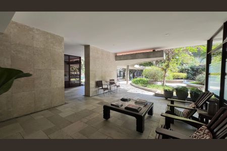 Apartamento à venda com 180m², 3 quartos e 1 vaga Apartamento à venda com 180m², 3 quartos e 1 vagaÁrea comum