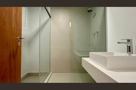 Apartamento à venda com 180m², 3 quartos e 1 vaga Apartamento à venda com 180m², 3 quartos e 1 vagaBanheiro