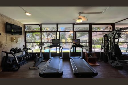 Apartamento à venda com 180m², 3 quartos e 1 vaga Apartamento à venda com 180m², 3 quartos e 1 vagaAcademia