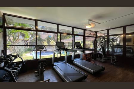 Apartamento à venda com 180m², 3 quartos e 1 vaga Apartamento à venda com 180m², 3 quartos e 1 vagaAcademia