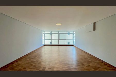 Sala de apartamento à venda com 3 quartos, 180m² em Cerqueira César, São Paulo