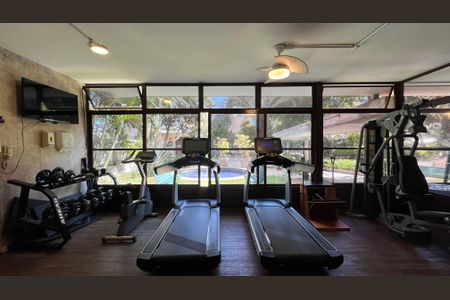 Apartamento à venda com 180m², 3 quartos e 1 vaga Apartamento à venda com 180m², 3 quartos e 1 vagaAcademia