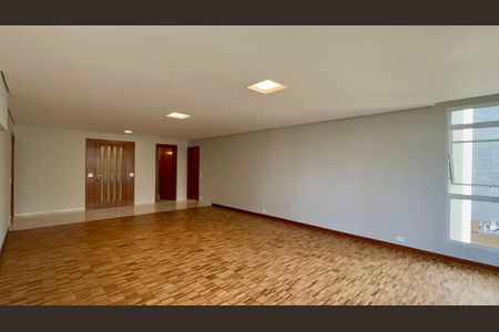 Sala de apartamento à venda com 3 quartos, 180m² em Cerqueira César, São Paulo