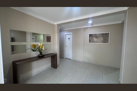 Apartamento à venda com 55m², 2 quartos e 1 vagaHall de entrada