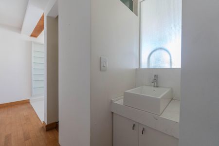 Apartamento à venda com 100m², 2 quartos e sem vagaLavabo