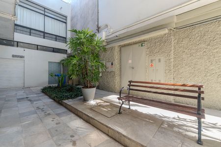 Apartamento à venda com 100m², 2 quartos e sem vagaHall de entrada