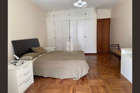 Casa de condomínio à venda com 750m², 4 quartos e 4 vagas