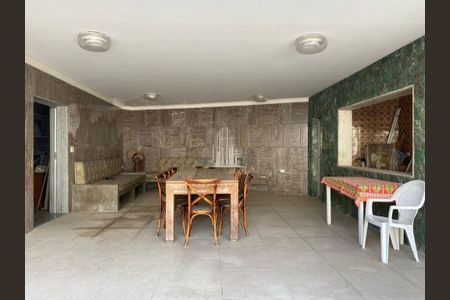 Casa de Condomínio à venda com 4 quartos, 750m² em Chácara Monte Alegre, São Paulo