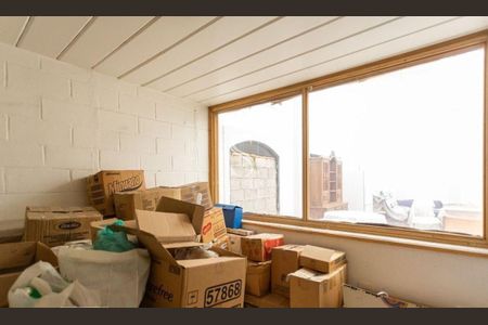 Casa à venda com 3 quartos, 149m² em Vila Pirajussara, São Paulo