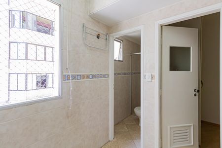 Apartamento à venda com 65m², 3 quartos e 1 vagaÁrea de Serviço