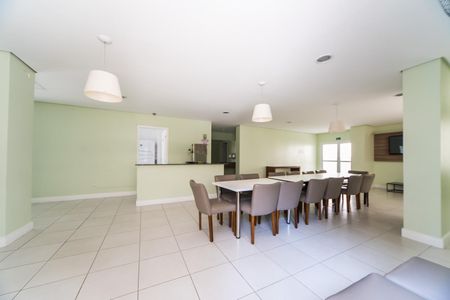 Apartamento à venda com 74m², 2 quartos e 2 vagasÁrea comum - Salão de festas