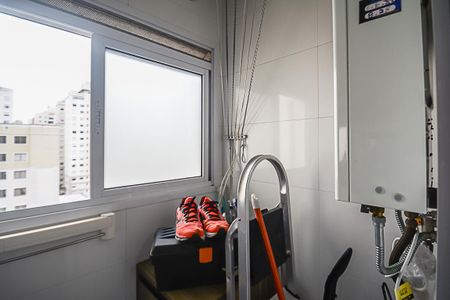 Apartamento à venda com 74m², 2 quartos e 2 vagasÁrea de Serviço