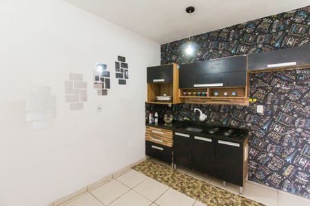 Casa à venda com 90m², 3 quartos e 1 vagaSala/Cozinha